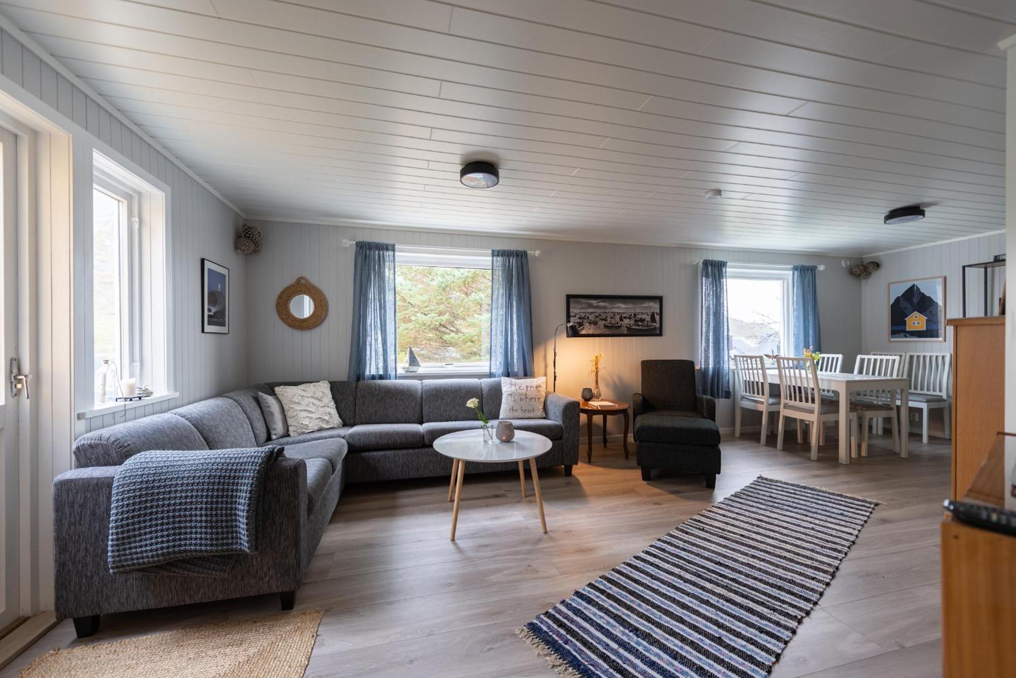 Cozy House By The Fjord In The Heart Of Lofoten 레이네 외부 사진