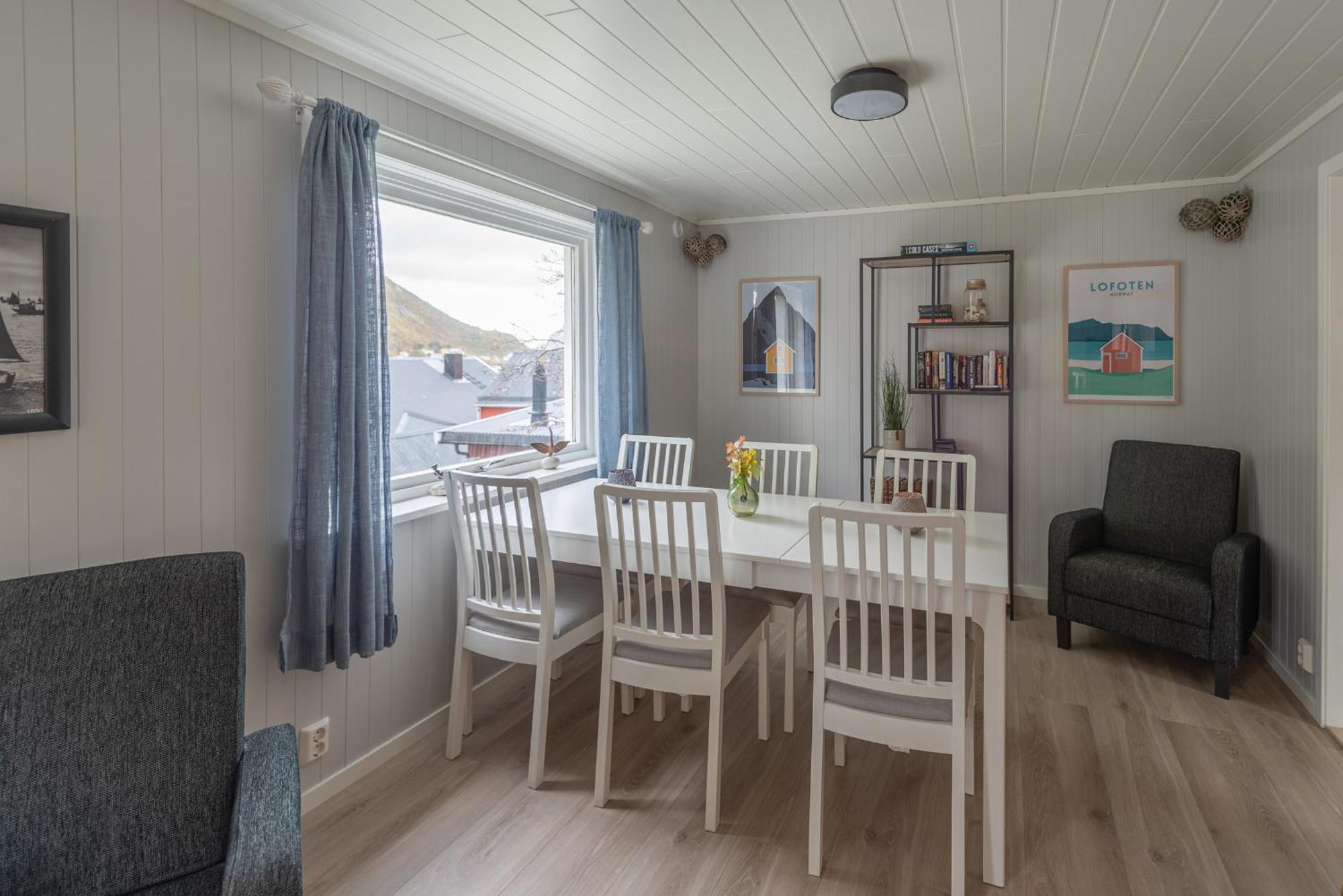 Cozy House By The Fjord In The Heart Of Lofoten 레이네 외부 사진
