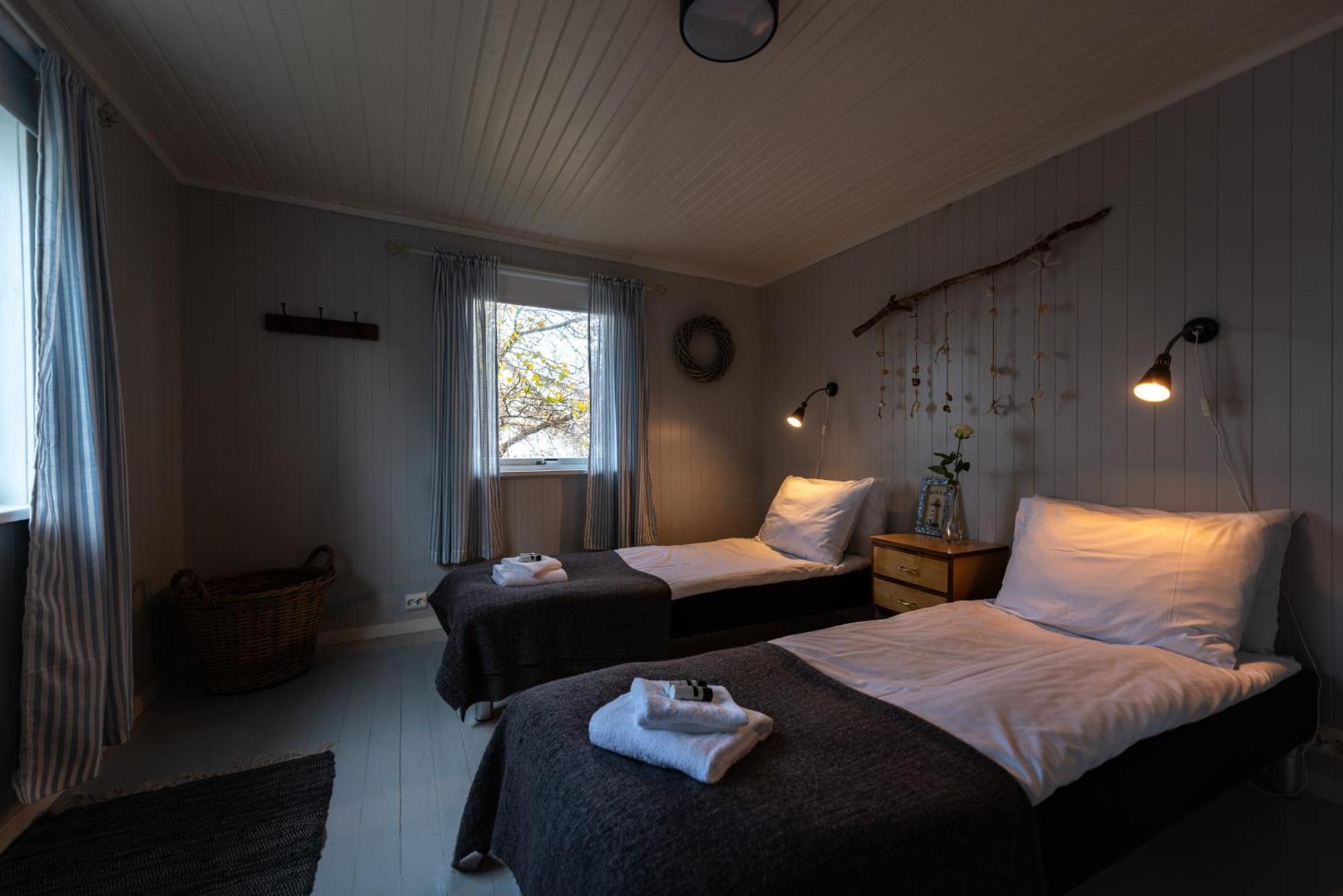 Cozy House By The Fjord In The Heart Of Lofoten 레이네 외부 사진