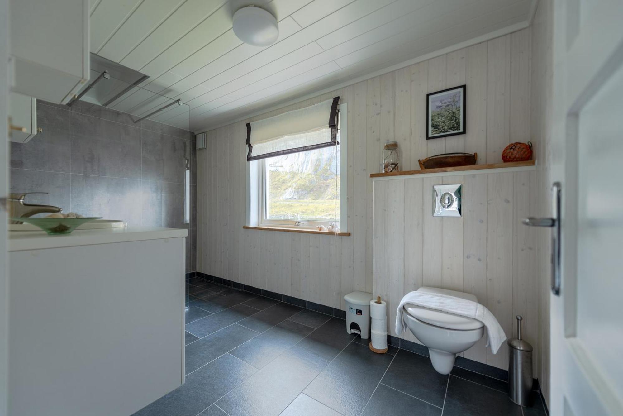Cozy House By The Fjord In The Heart Of Lofoten 레이네 외부 사진